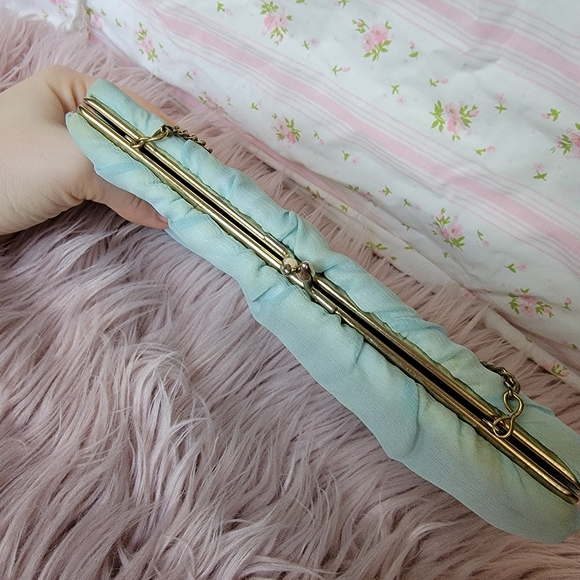 Vintage Powder Blue Clutch Purse - Picture 4 of 16